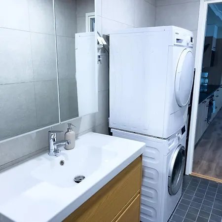 Huoneisto Stunning 2 Bedroom In The Centre