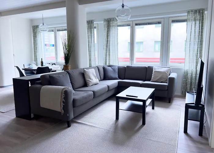 Stunning 2 Bedroom In The Centre شقة *